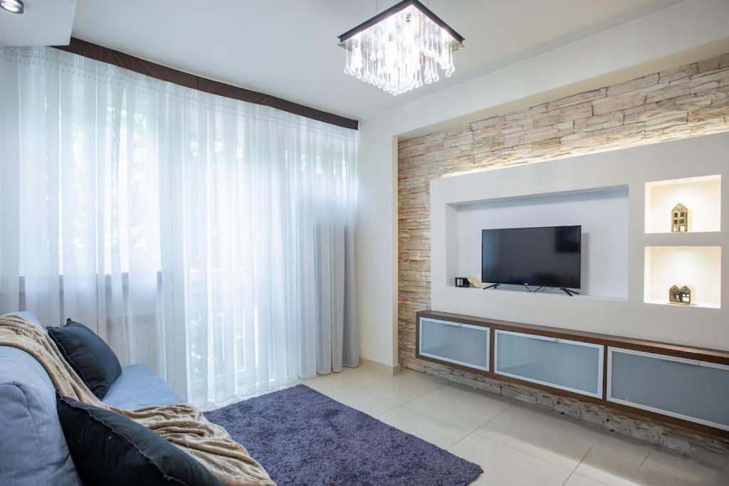 Close-urban Chic - One Bedroom -luxury - Grzybowska 5 Apartament Warszawa